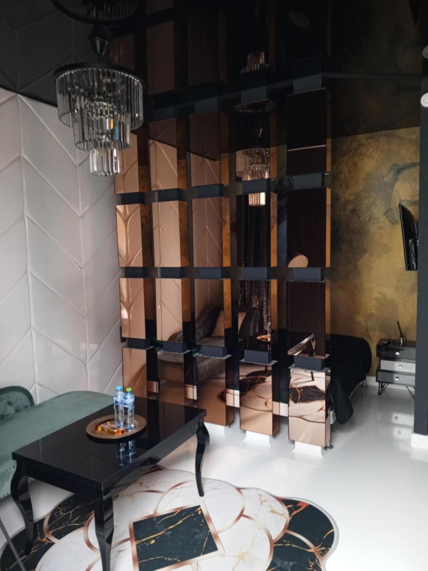 Black House A Radom Zewnętrze zdjęcie
